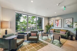 studio flat to rent on The Mall