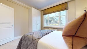 flat to rent in Mayfair