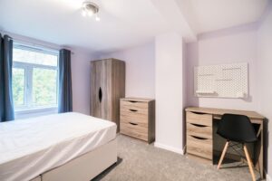 flat to rent in Headingley